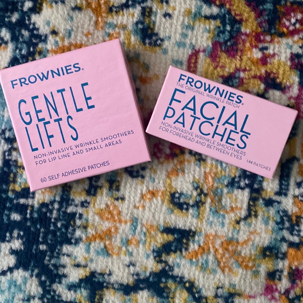 Frownies